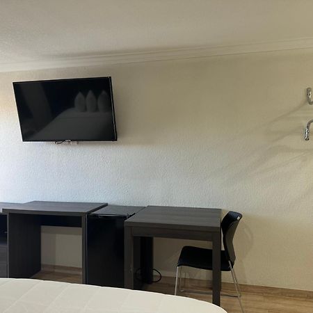 Baymont By Wyndham Bakersfield Hotel Luaran gambar