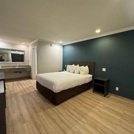 Baymont By Wyndham Bakersfield Hotel Luaran gambar