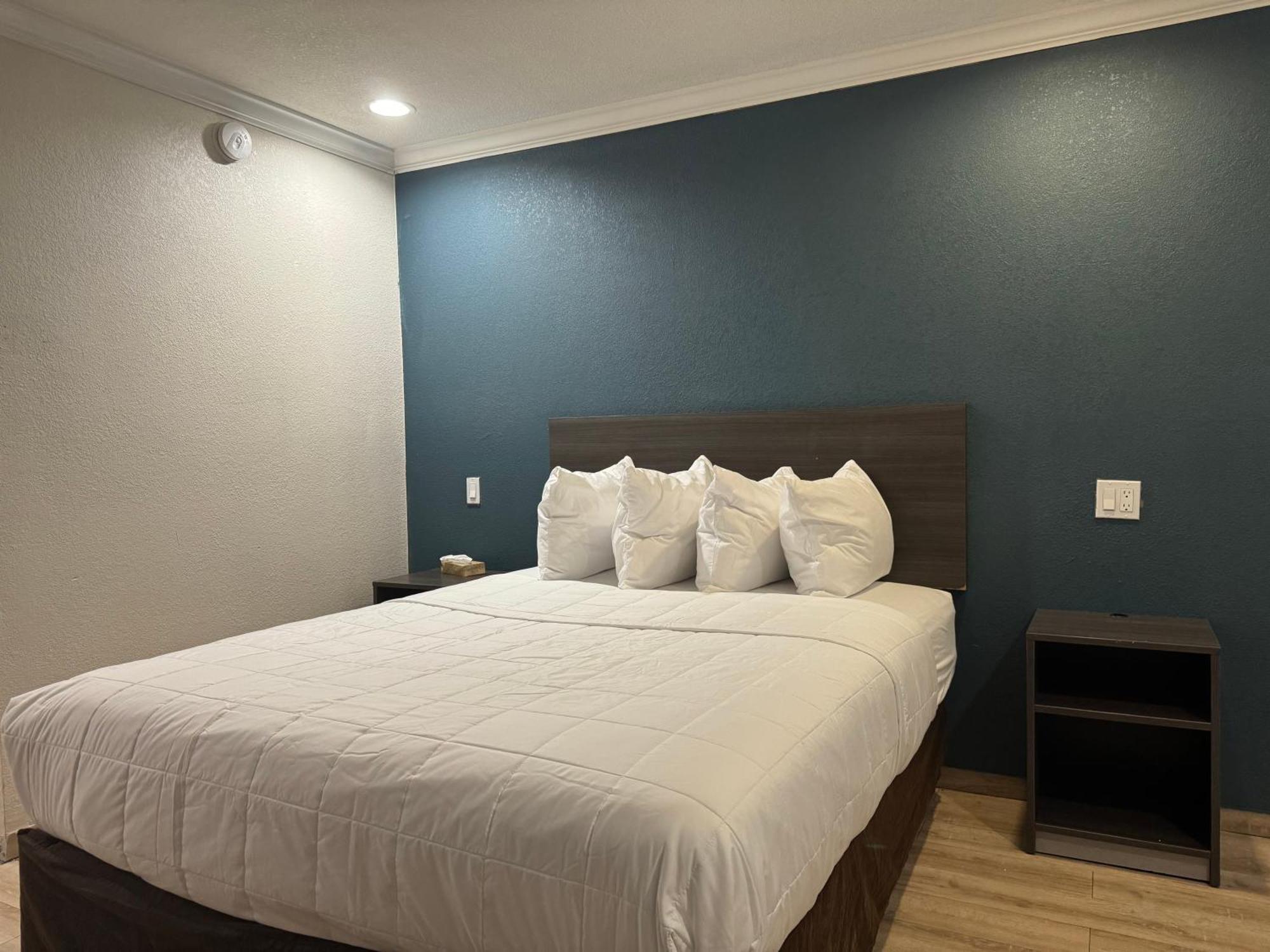 Baymont By Wyndham Bakersfield Hotel Luaran gambar